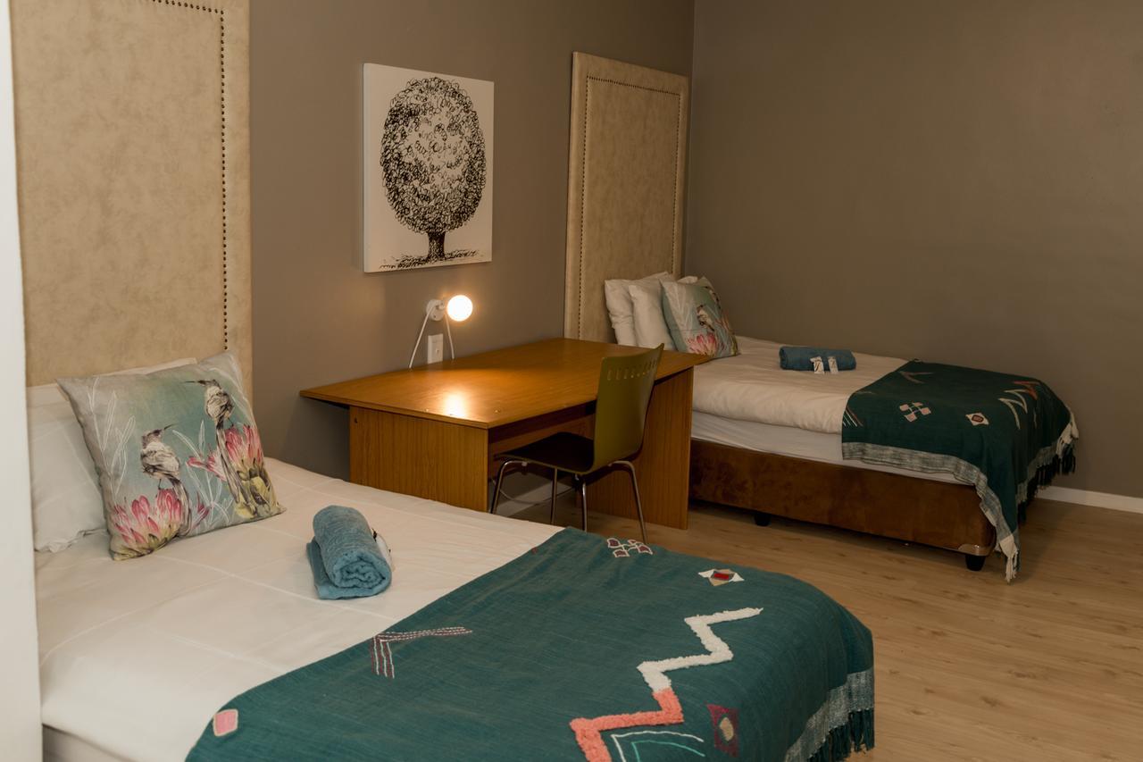 Village Boutique Hotel Otjiwarongo Extérieur photo